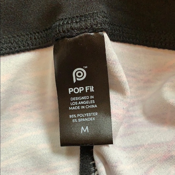 Super cute leggings with mesh panel down the sides - Picture 2 of 4